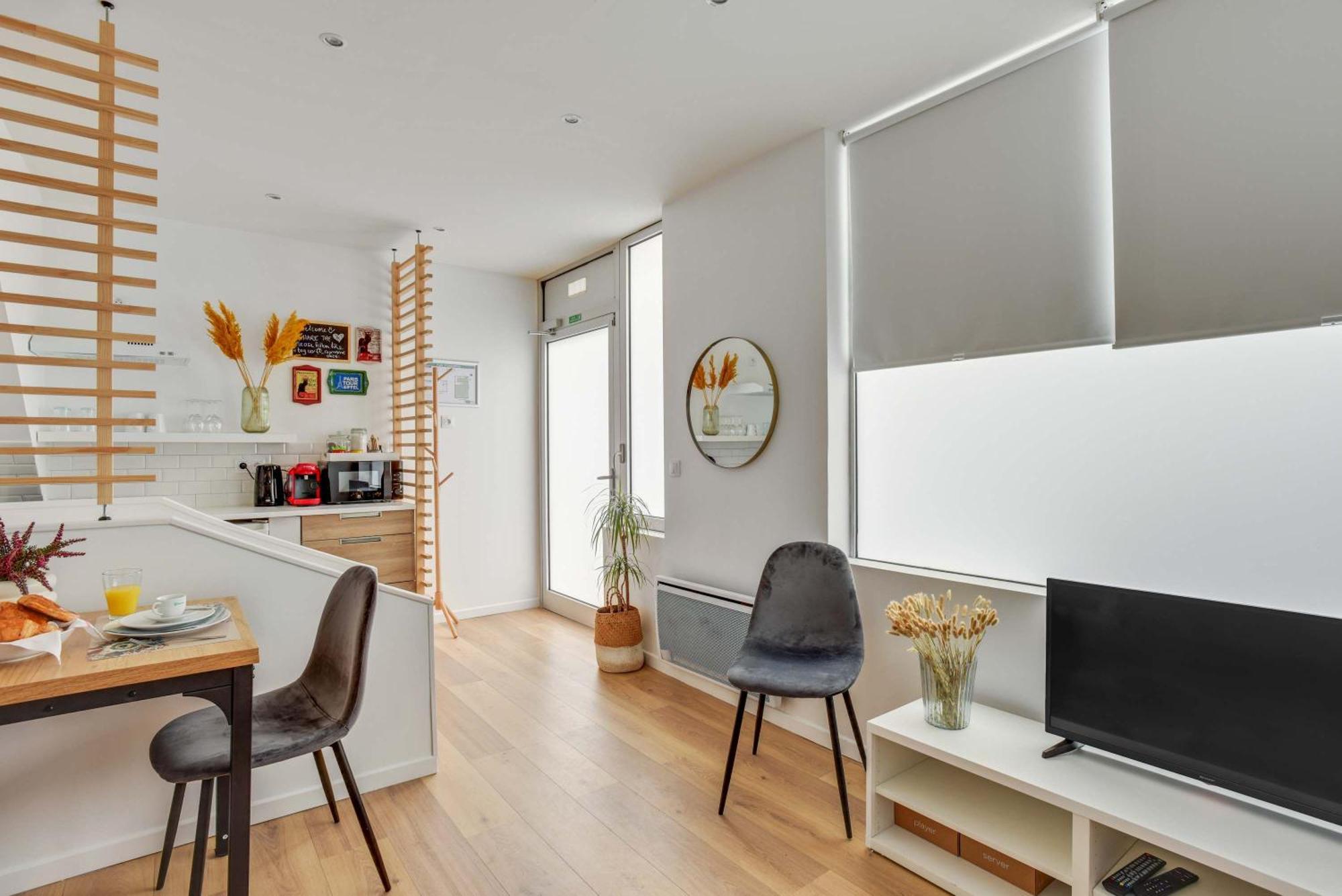 Appartement Elegantly Designed Duplex For Four *